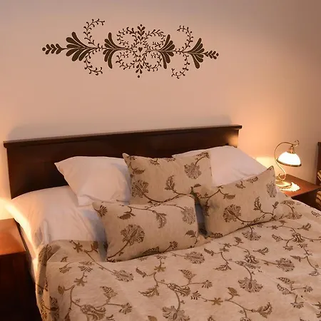 Guest house Levendula Porta Es Pajtaszinhaz *