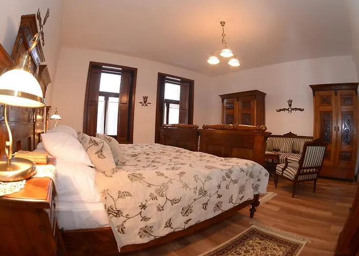 Levendula Porta és Pajtaszínház